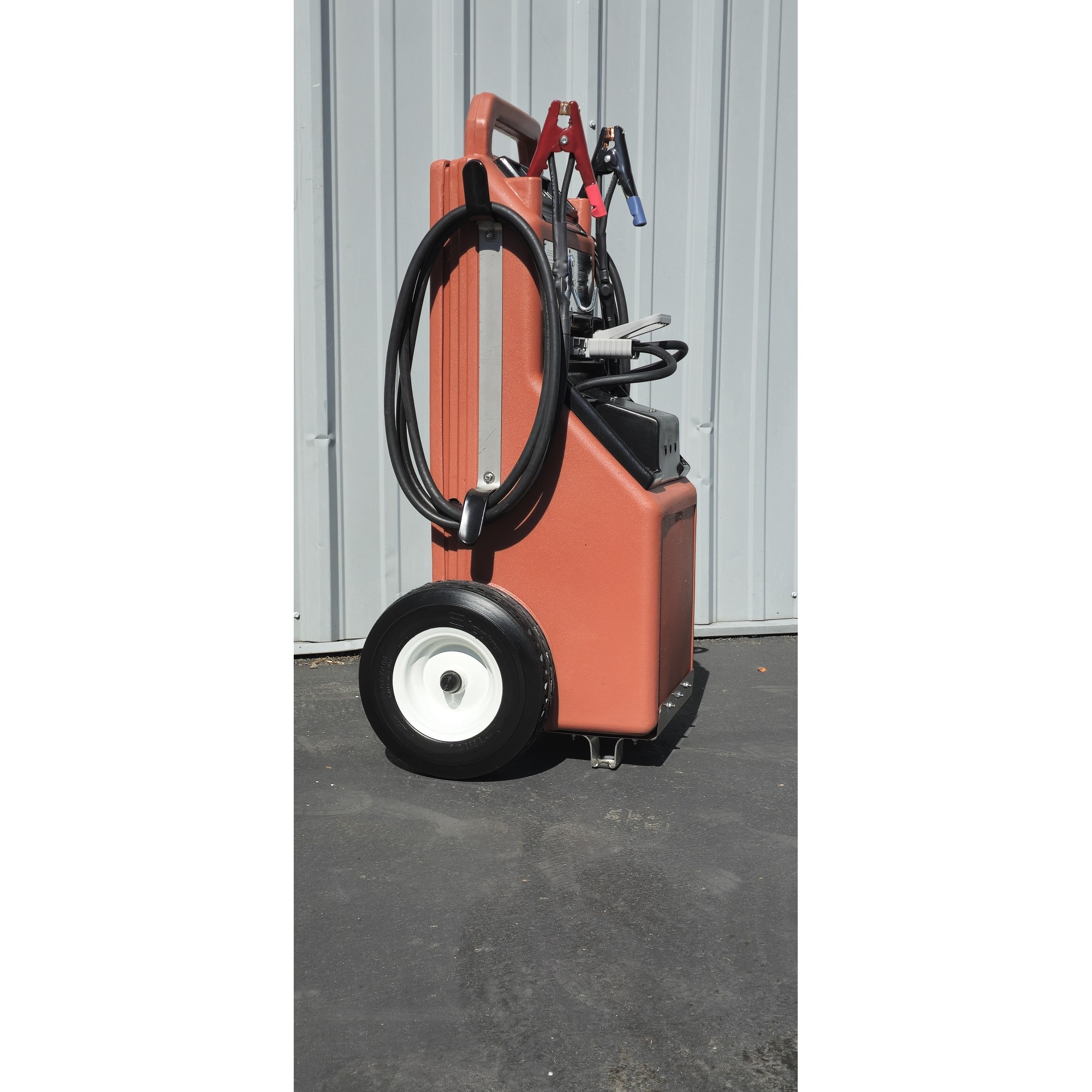 12/24 Volt Jump Start Box thumbnail 2